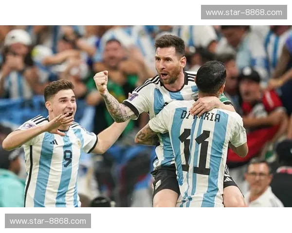 潘帕斯雄鹰与日耳曼战车：一场穿越时空的友谊赛，镌刻绿茵传奇